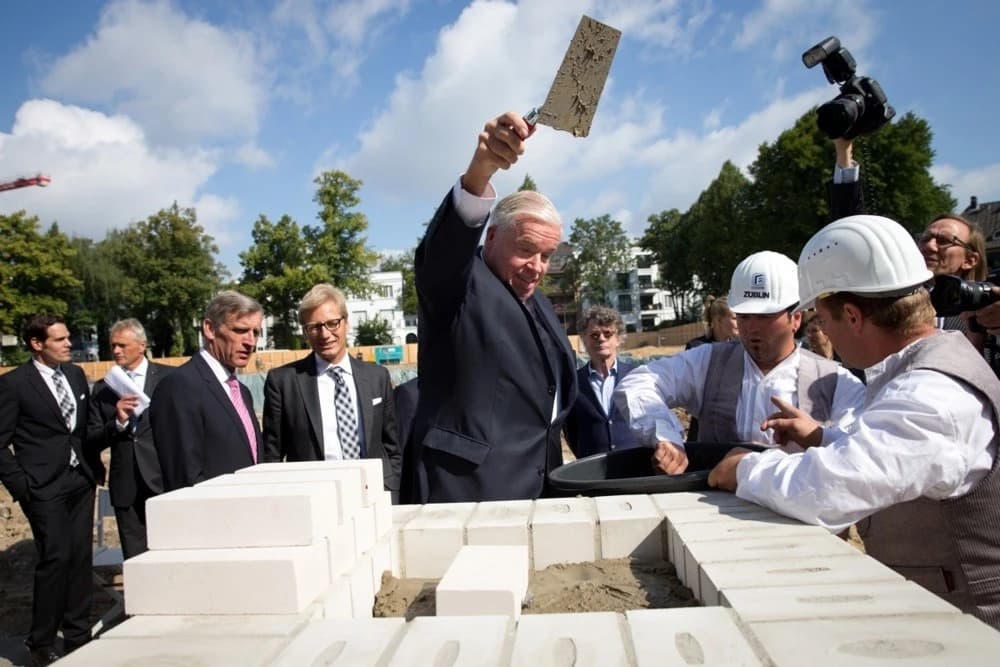 Klaus-Michael Kühne posjeduje bogatstvo koje se trenutačno procjenjuje na oko 36 milijardi eura.