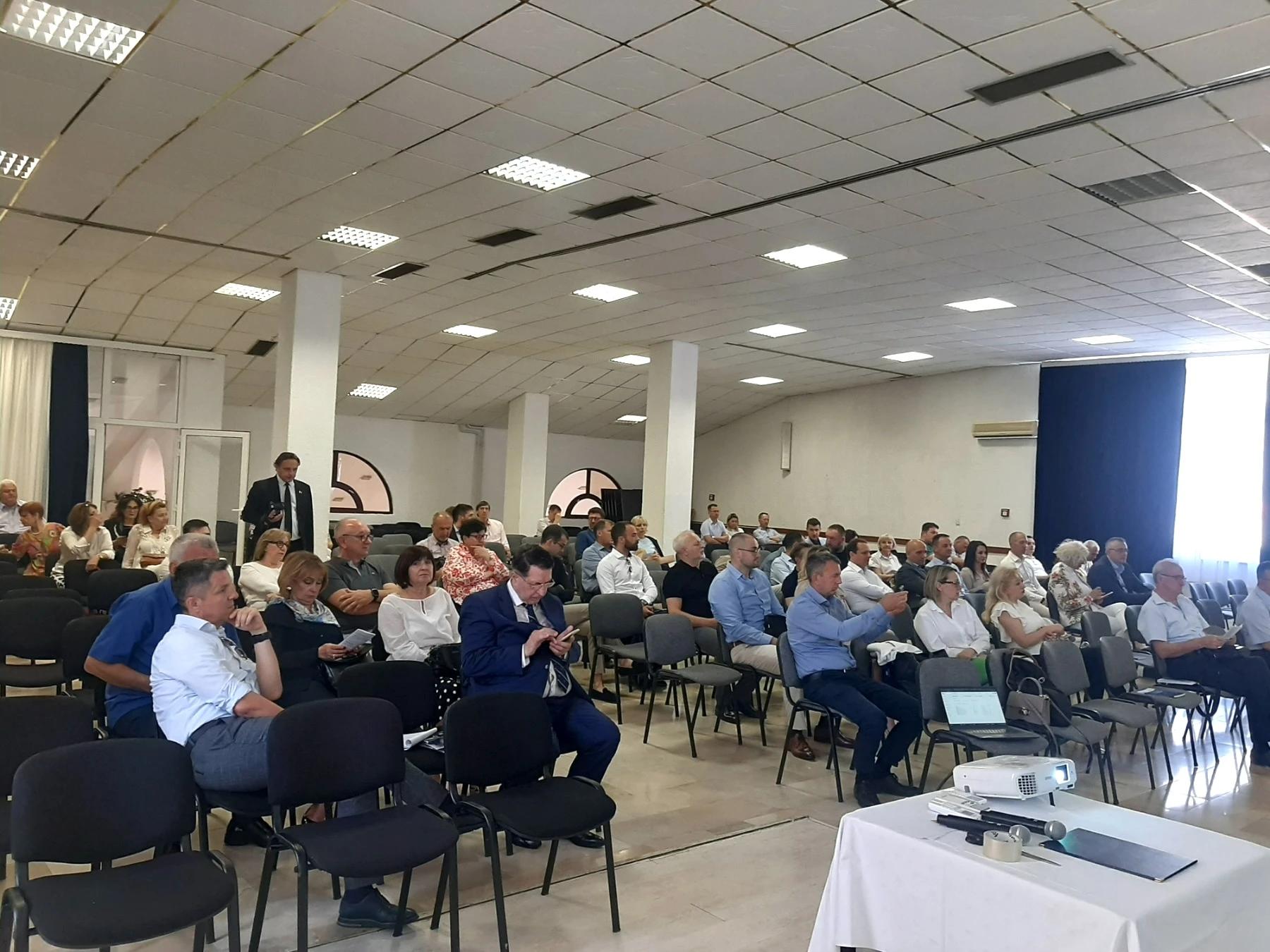 Glavni zaključak je da iako tužitelji sve uspješnije vode složene procese, imovina stečena kriminalom prečesto ostaje u rukama počinitelja.