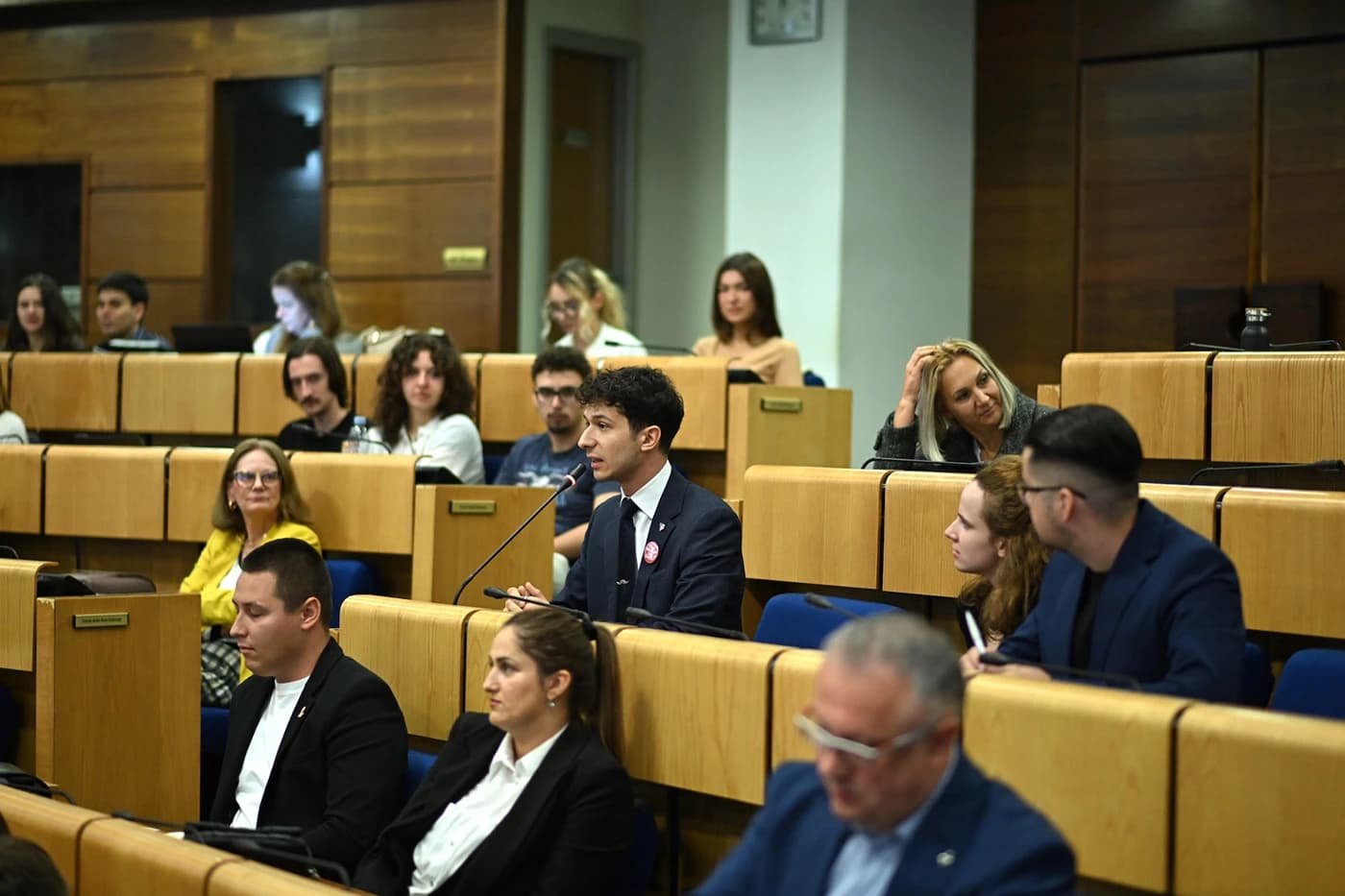 Komisija za mlade upozorava: bez reformi nema budućnosti za mlade